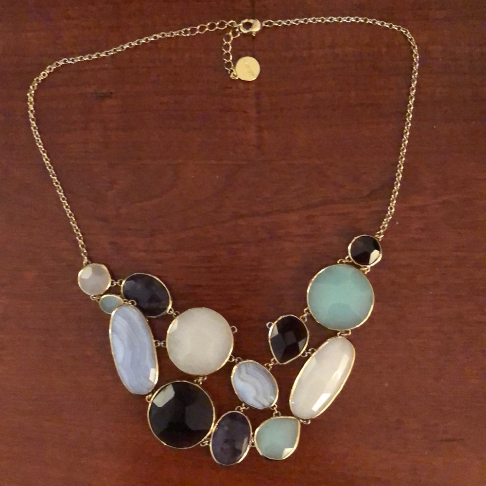 Stella and dot statement necklace
